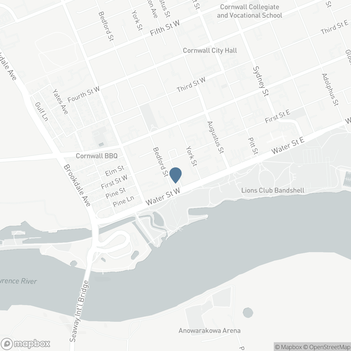 2 WHITEHEAD AVENUE, Cornwall, Ontario K6J 1B1